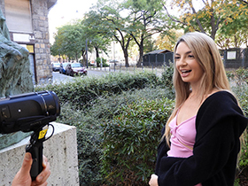 日本人に潮吹きせられる！オーストラリア美女　28歳　会社員でヨーロッパ観光中、ついでにナンパされて中出し！ サンプル動画サムネイル